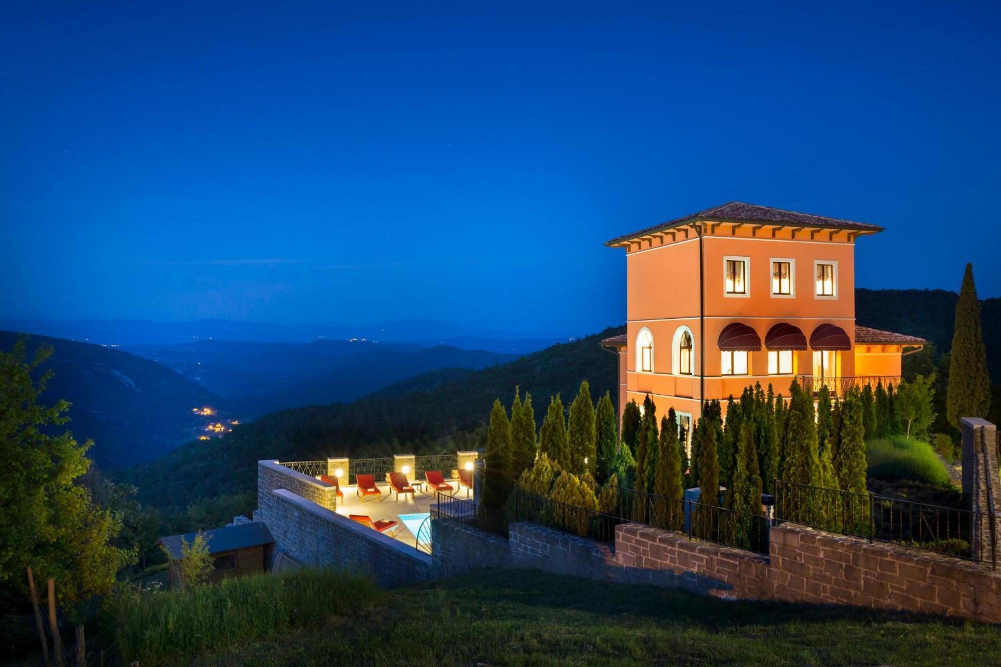 Palazzo Angelica B&B Adults Only Oprtalj Bagian luar foto