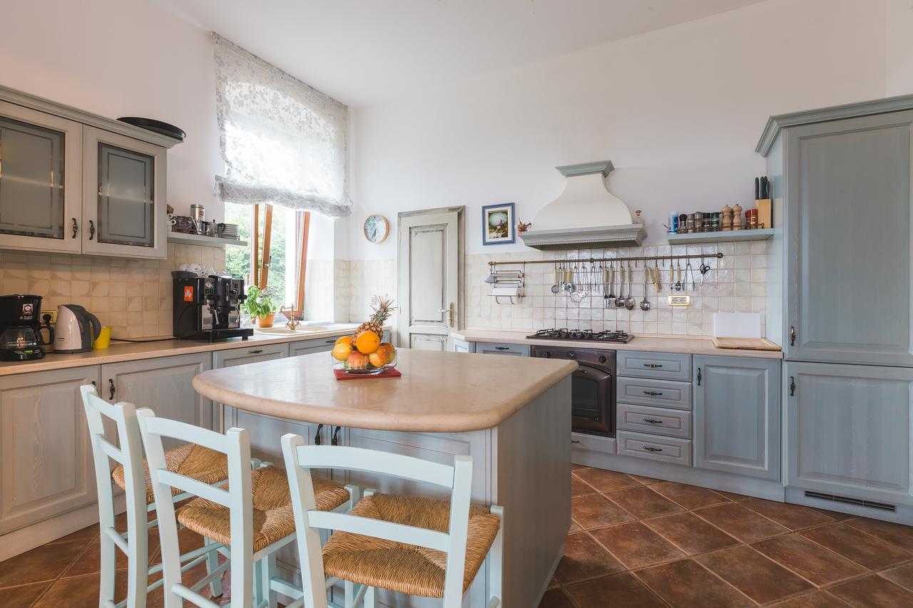 Palazzo Angelica B&B Adults Only Oprtalj Bagian luar foto