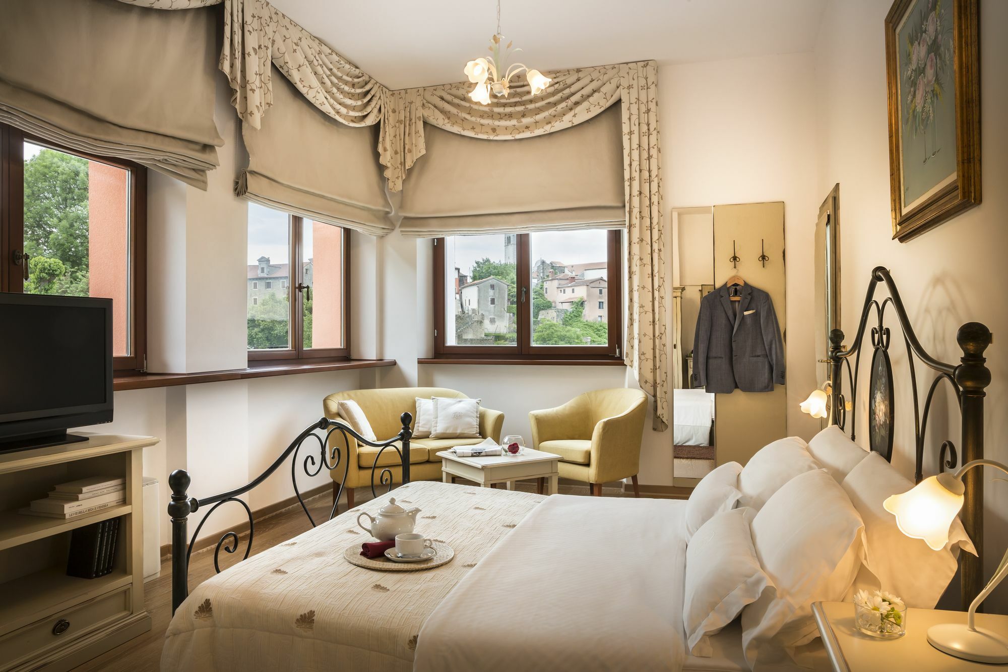 Palazzo Angelica B&B Adults Only Oprtalj Bagian luar foto